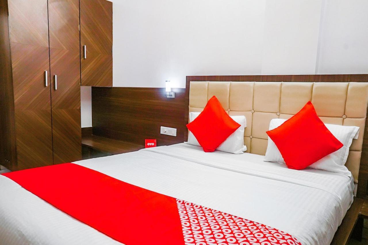 Oyo 15541 Pearl Inn 浦那 外观 照片