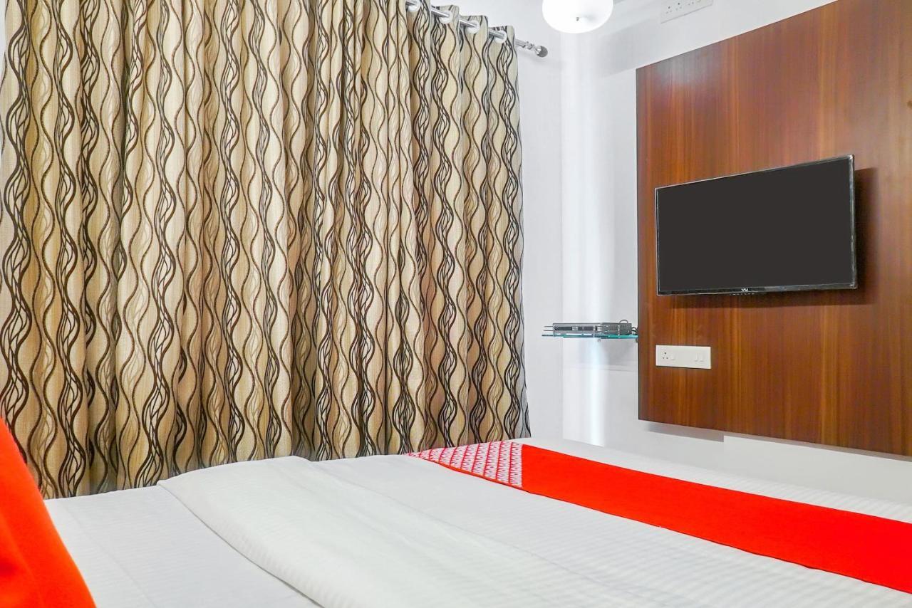 Oyo 15541 Pearl Inn 浦那 外观 照片