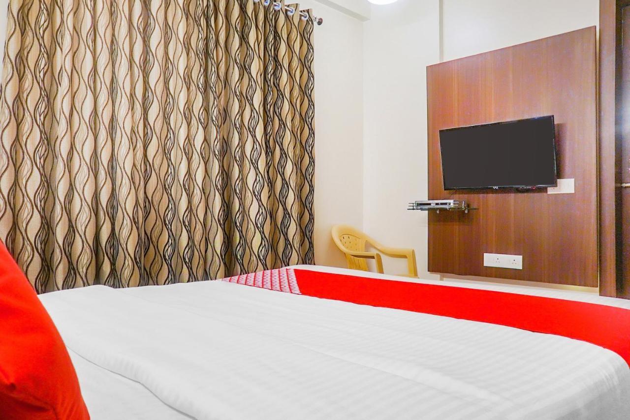 Oyo 15541 Pearl Inn 浦那 外观 照片