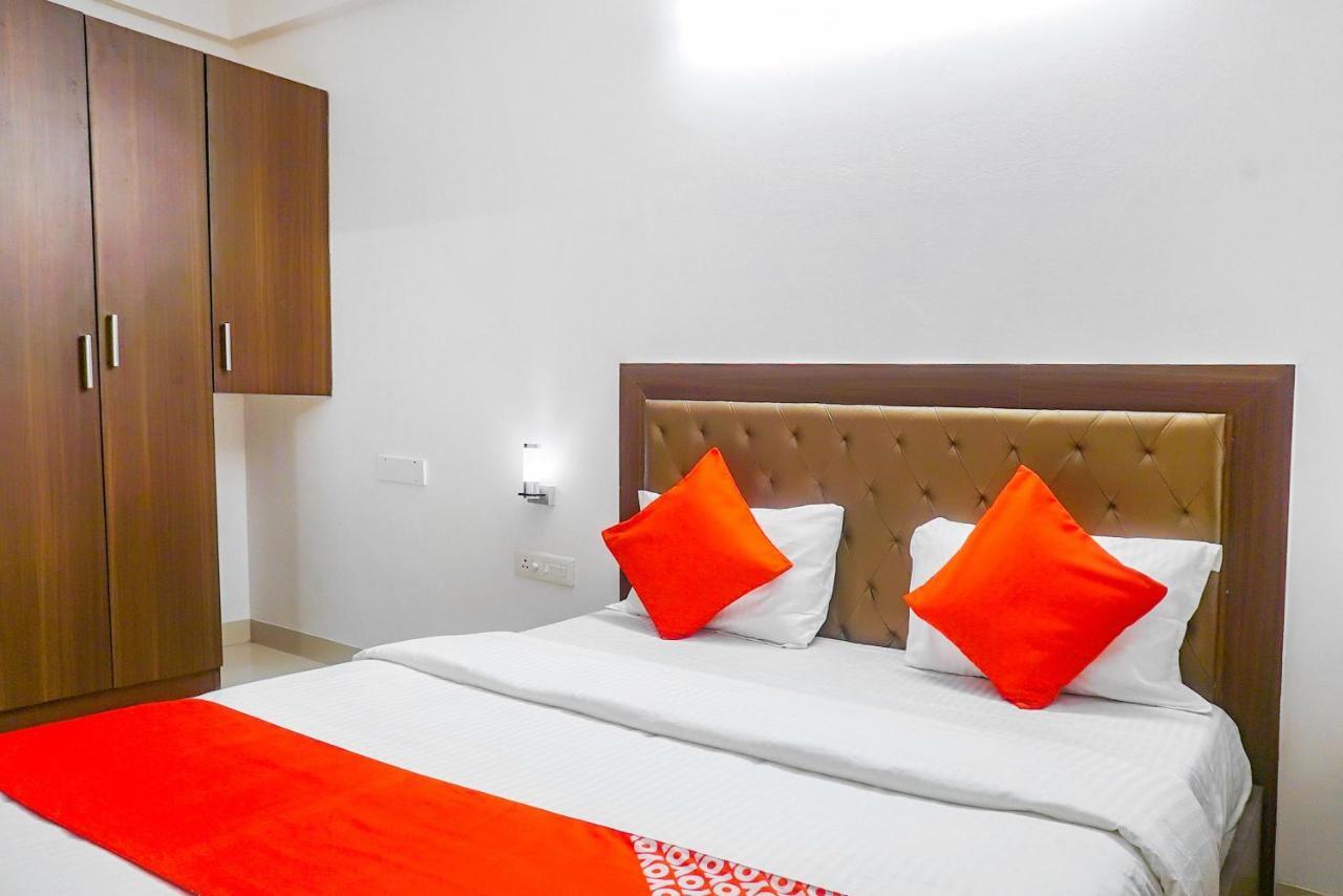 Oyo 15541 Pearl Inn 浦那 外观 照片